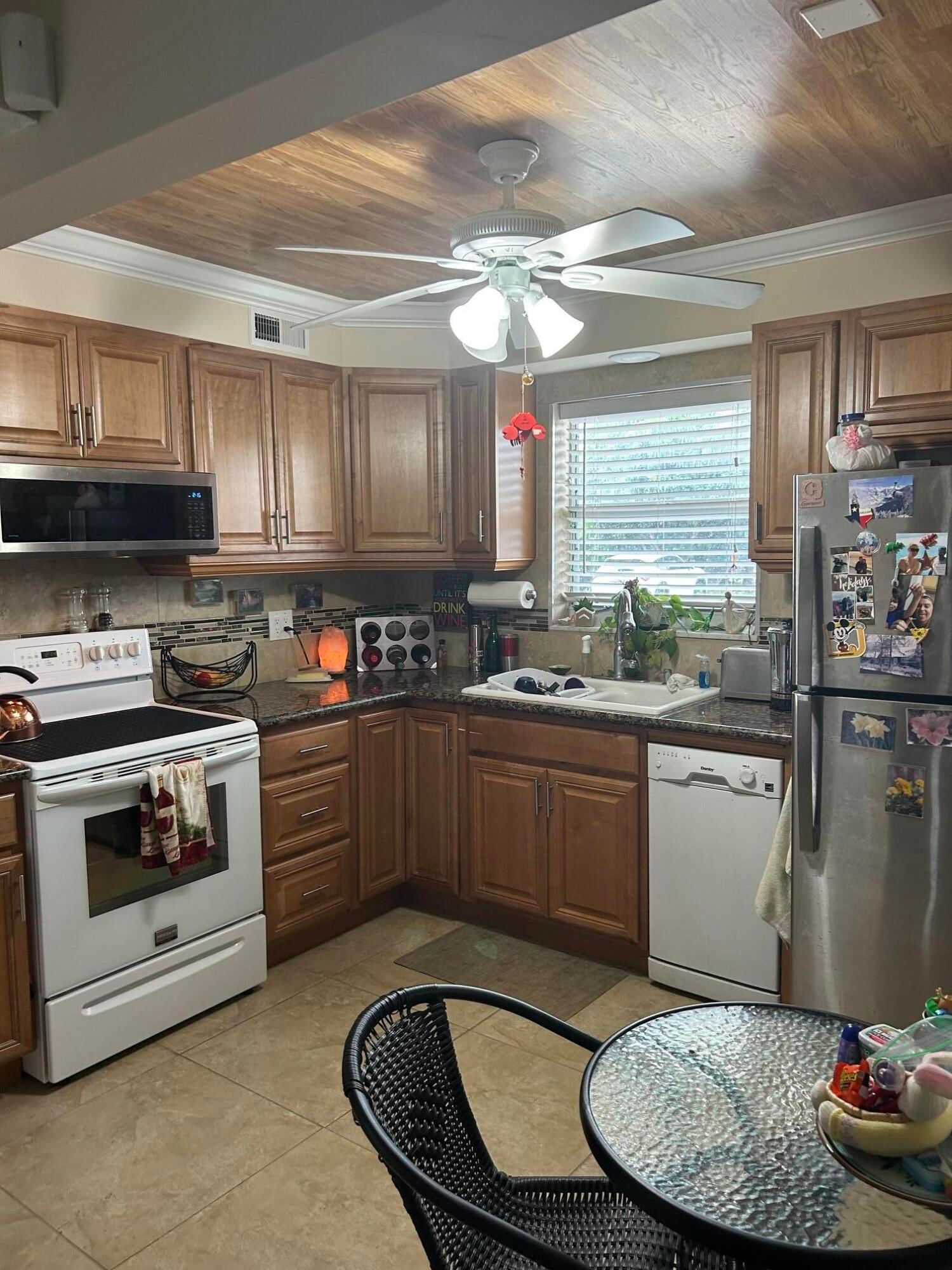 770 Lori Drive #245, Palm Springs, FL 33461 photo 3