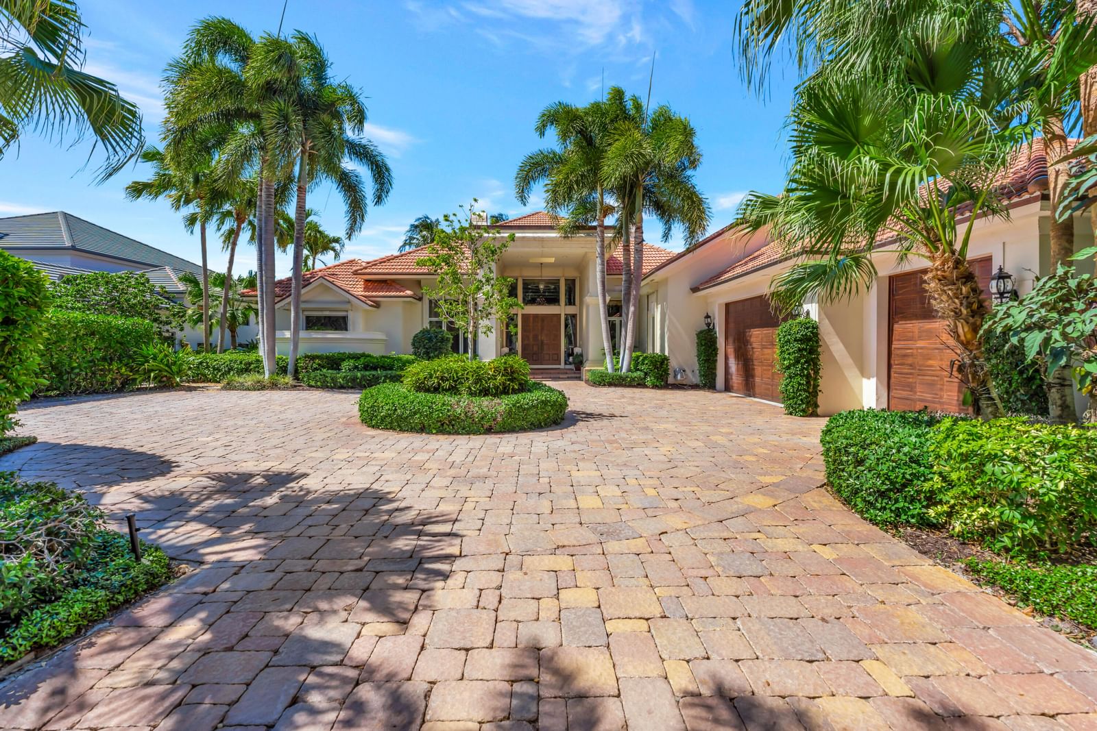416 Mariner Drive, Jupiter, FL 33477 photo 2