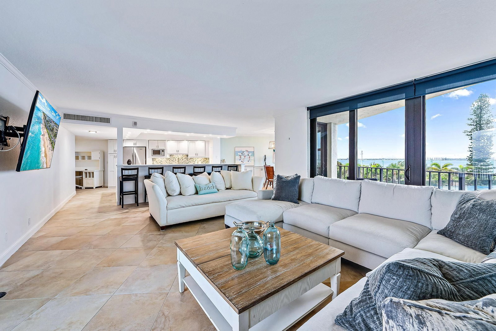 5420 N Ocean Drive #305, Singer Island, FL 33404 photo 4