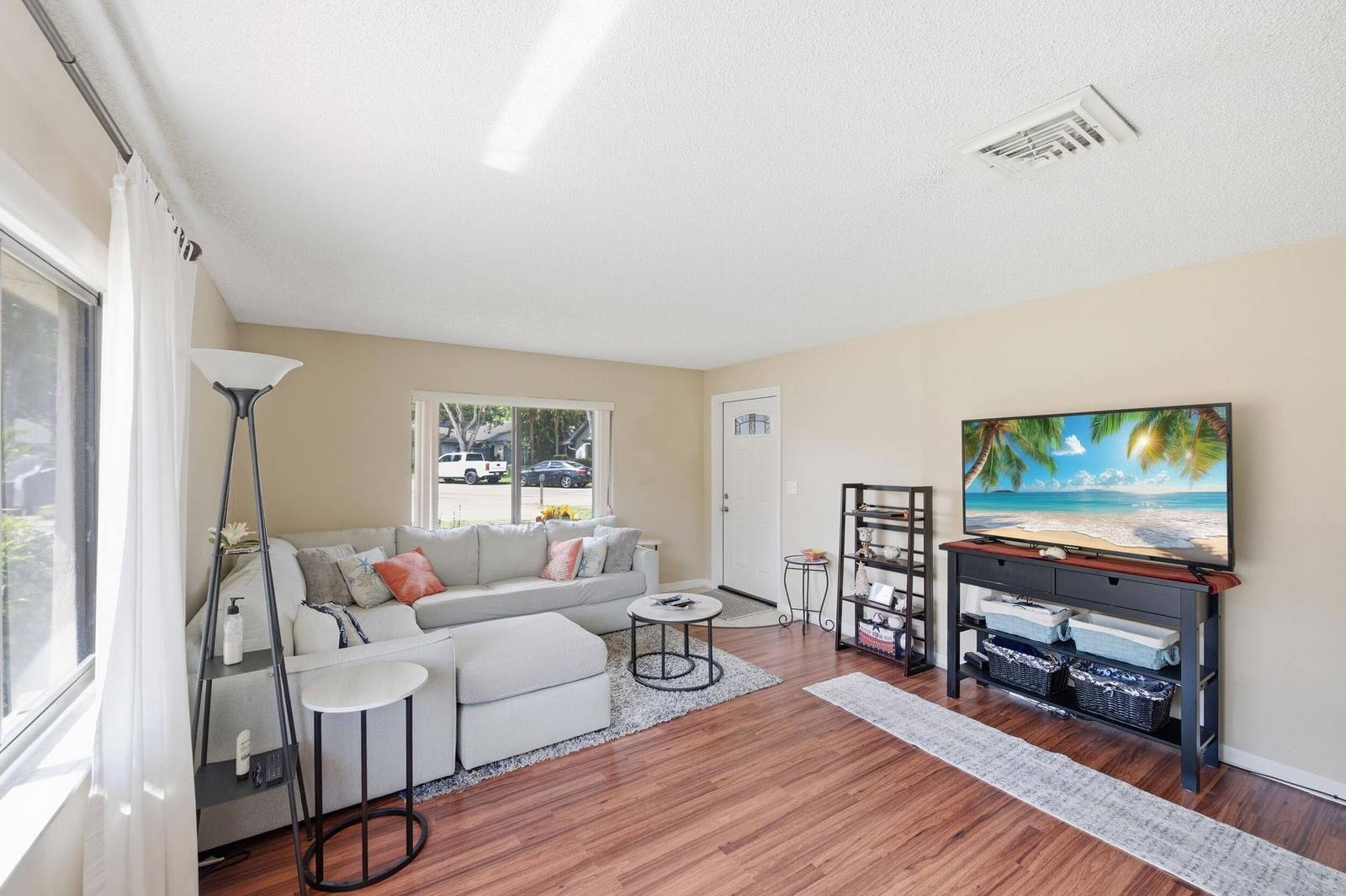 10222 Pine Drive, Boynton Beach, FL 33437 photo 4