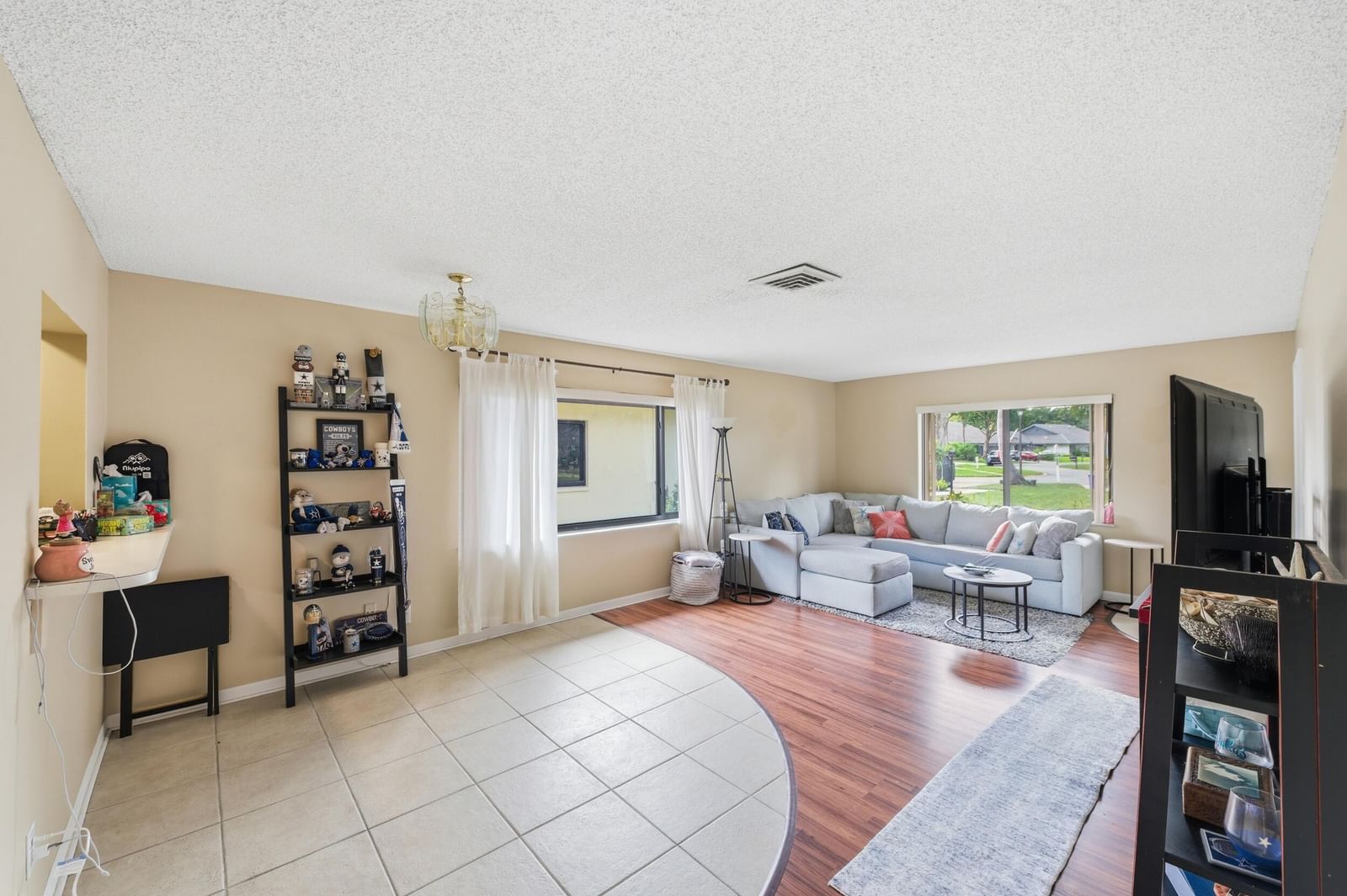 10222 Pine Drive, Boynton Beach, FL 33437 photo 5