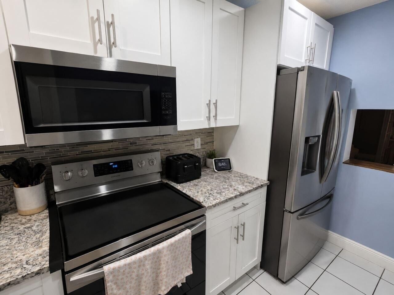 7900 SW 7th Place, North Lauderdale, FL 33068 photo 4