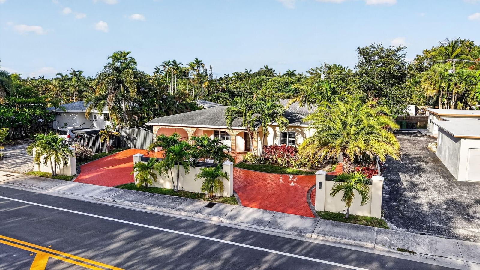 1412 NE 15th Avenue, Fort Lauderdale, FL 33304 photo 4