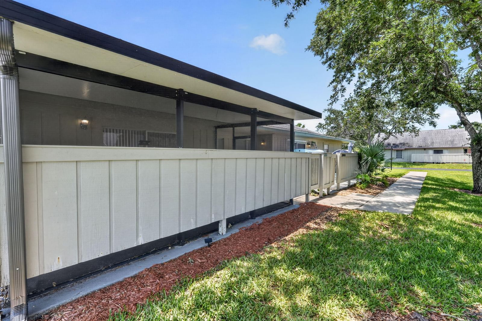 3911 NW Cinnamon Tree Circle, Jensen Beach, FL 34957 photo 5