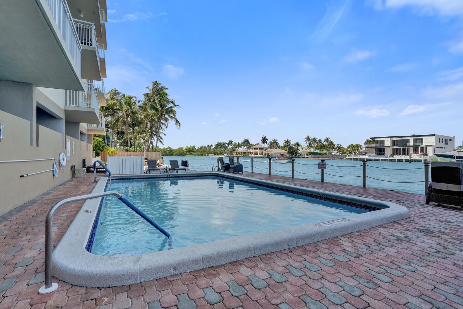 2611 N Riverside Drive #604, Pompano Beach, FL 33062 photo 2