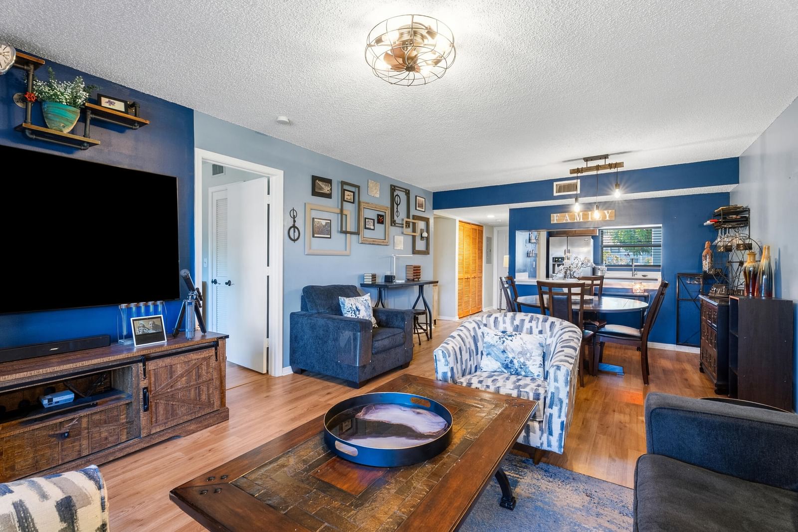 1201 SE Parkview Place #G4, Stuart, FL 34994 photo 2