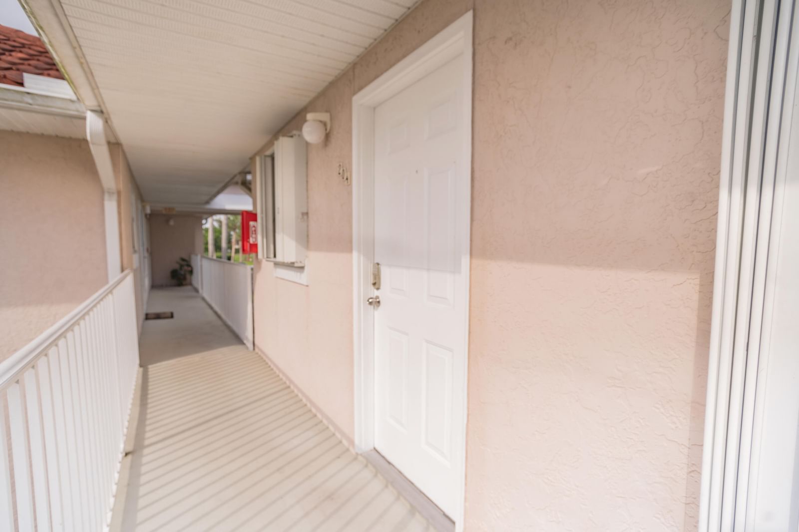 300 Grand Royale Circle #204, Vero Beach, FL 32962 photo 2