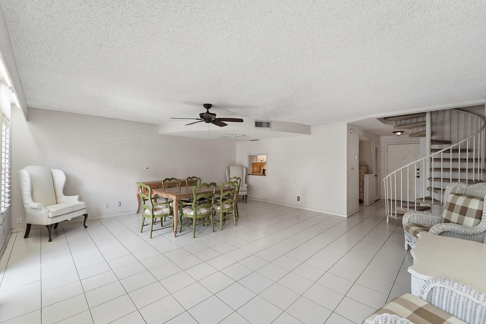 640 Tennis Club Drive #103, Fort Lauderdale, FL 33311 photo 2