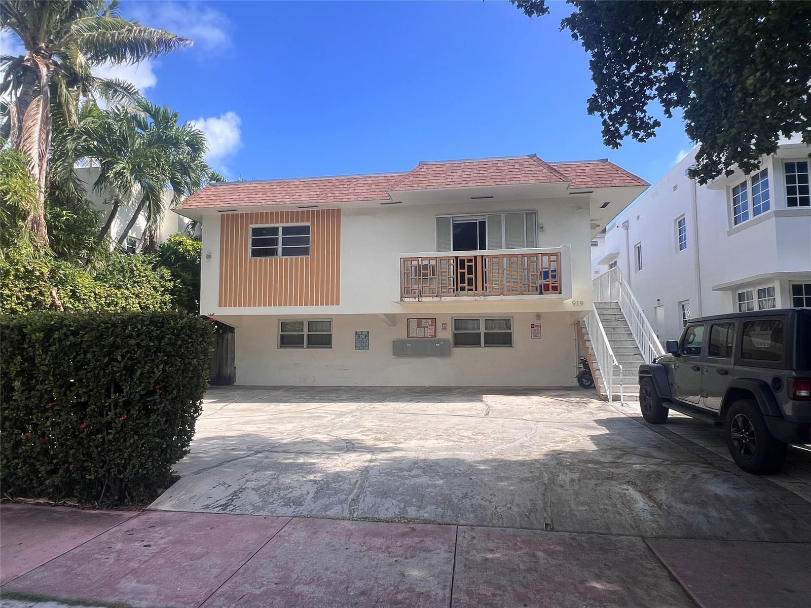 919 Michigan Avenue #3, Miami Beach, FL 33139 photo 2