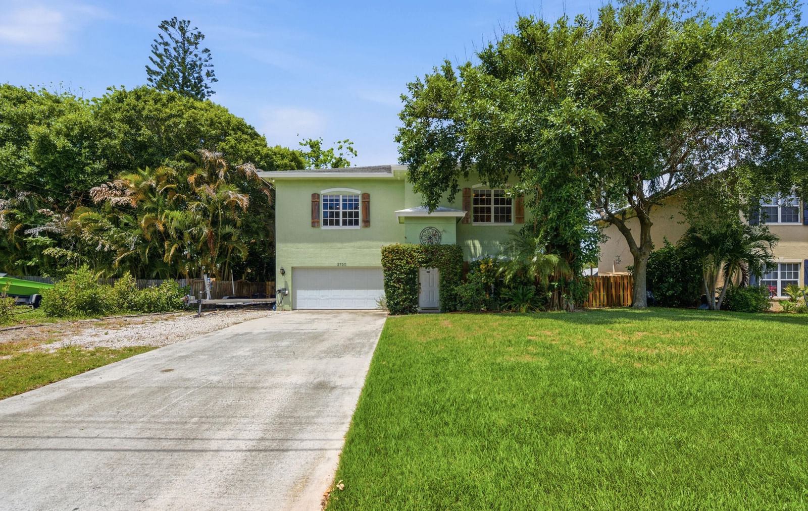 2750 SW Cornell Avenue, Palm City, FL 34990 photo 2
