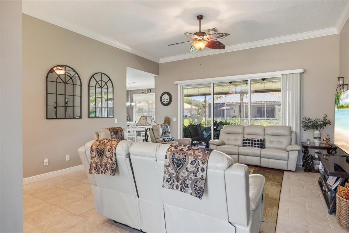 5828 Pine Ridge Circle, Vero Beach, FL 32967 photo 5
