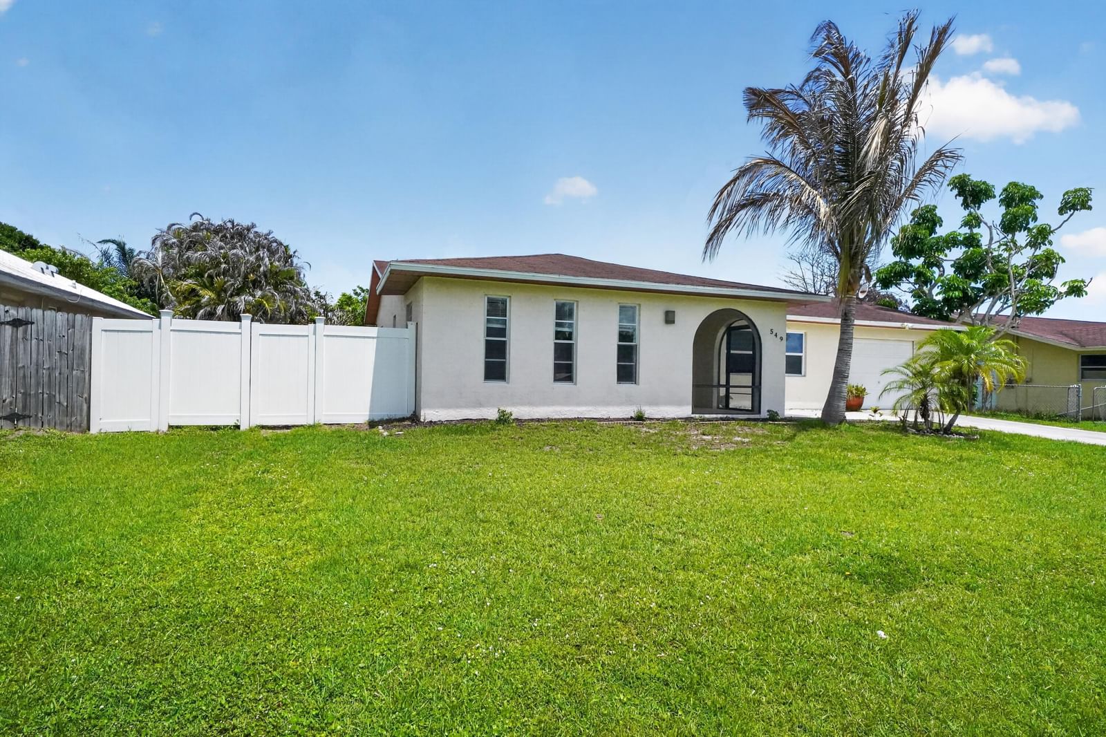 549 SE Marydale Terrace, Port St Lucie, FL 34983 photo 2