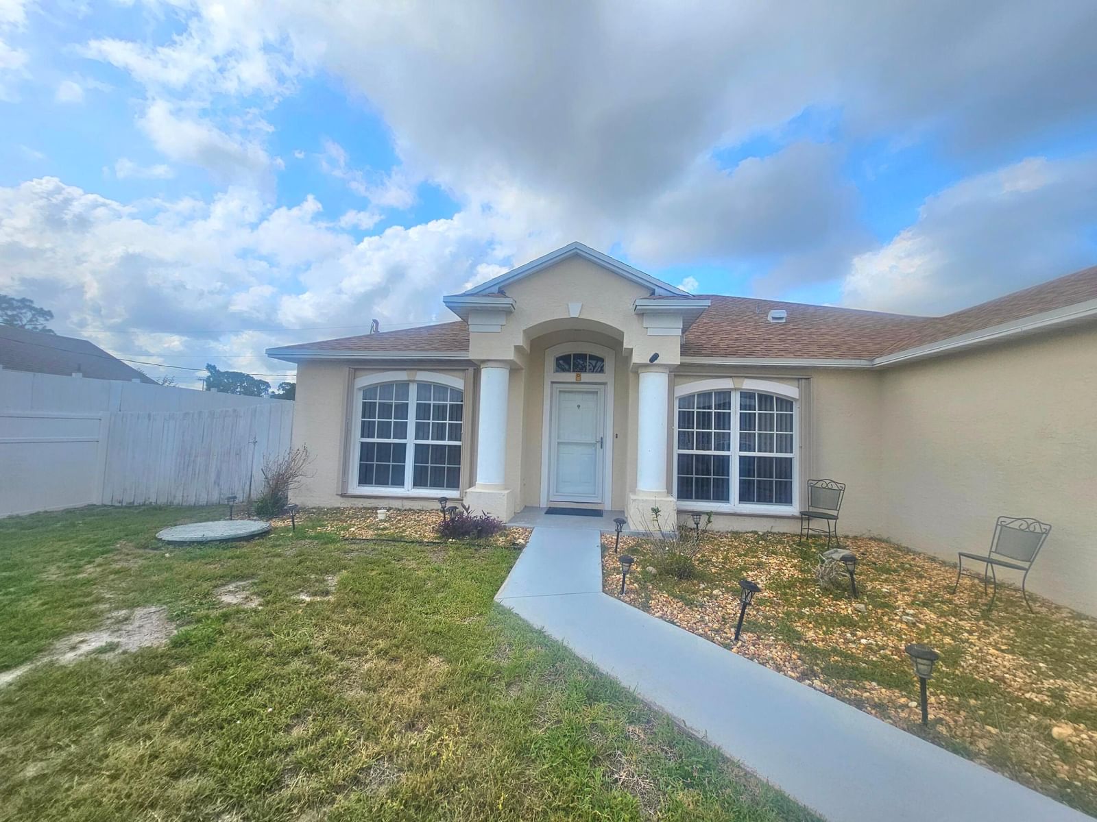 589 NW Fairfax Avenue, Port St Lucie, FL 34983 photo 4