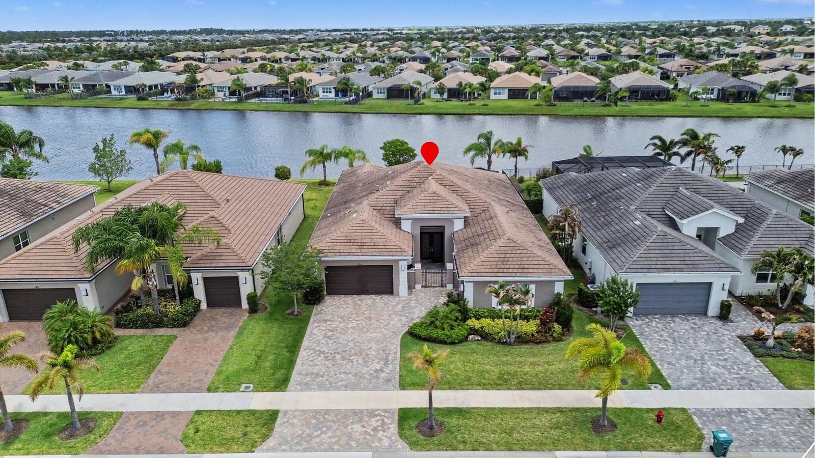 11904 SW Sailfish Isles Way, Port St Lucie, FL 34987 photo 2