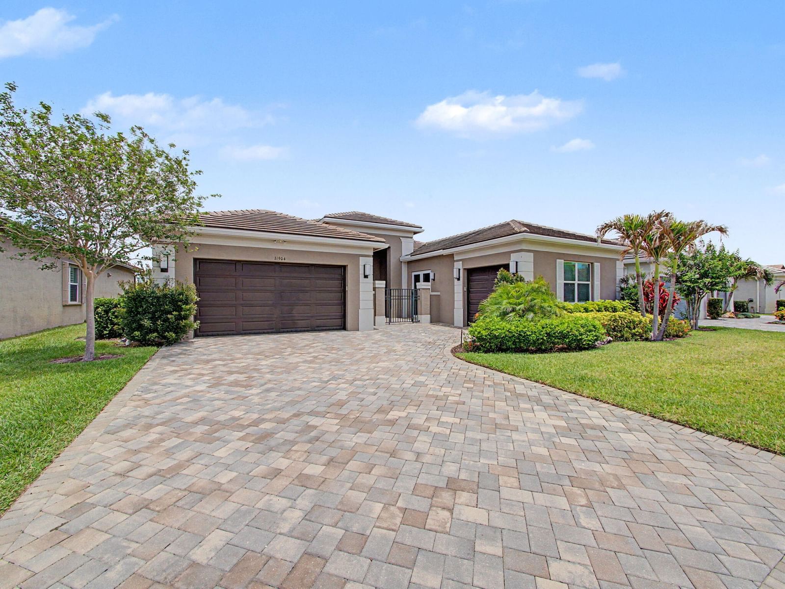 11904 SW Sailfish Isles Way, Port St Lucie, FL 34987 photo 5