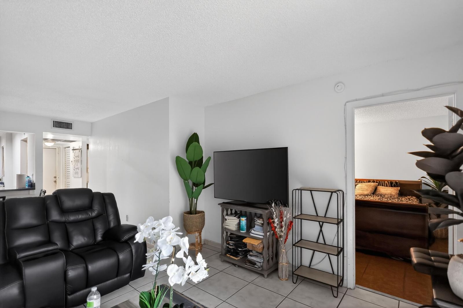 20805 NE 8th Court #101-21, Miami, FL 33179 photo 3