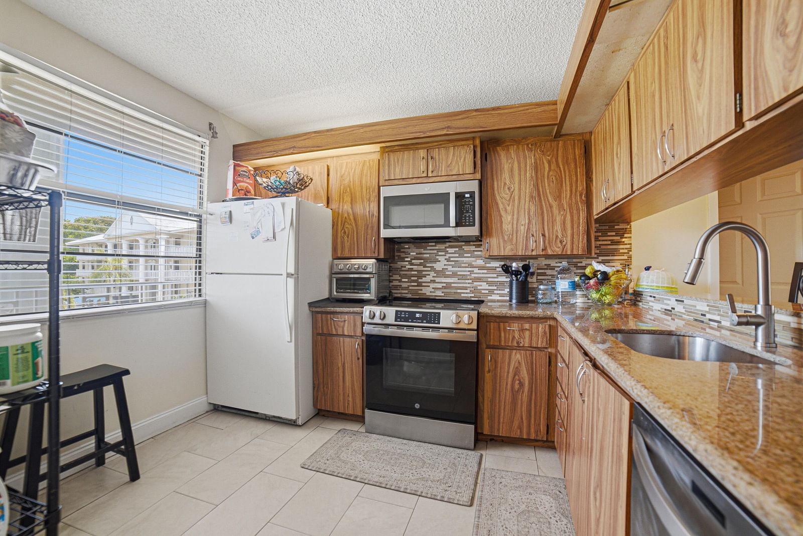 3515 Village Boulevard #304, West Palm Beach, FL 33409 photo 3