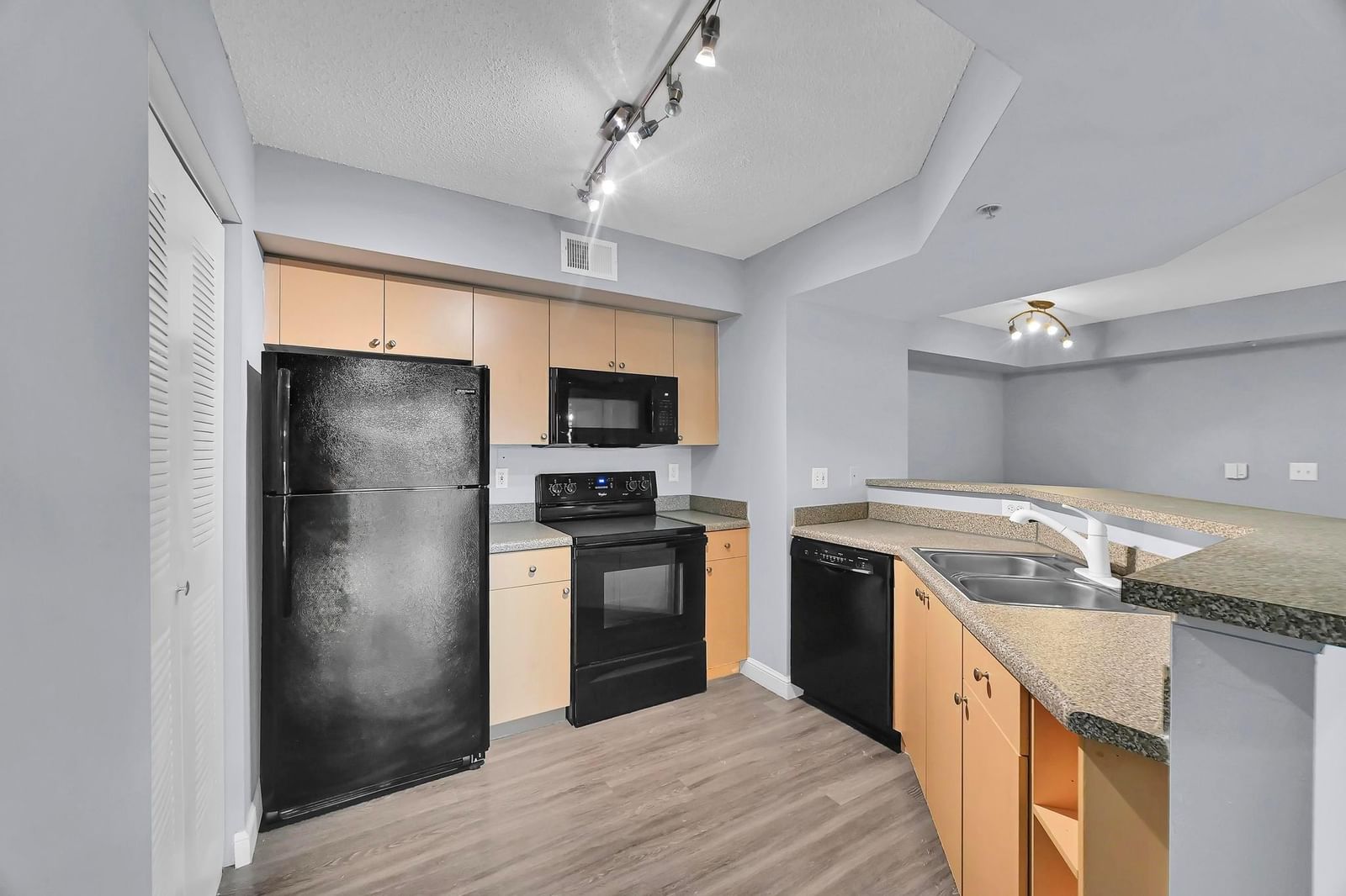 3679 NW Mediterranean Lane #301, Jensen Beach, FL 34957 photo 4