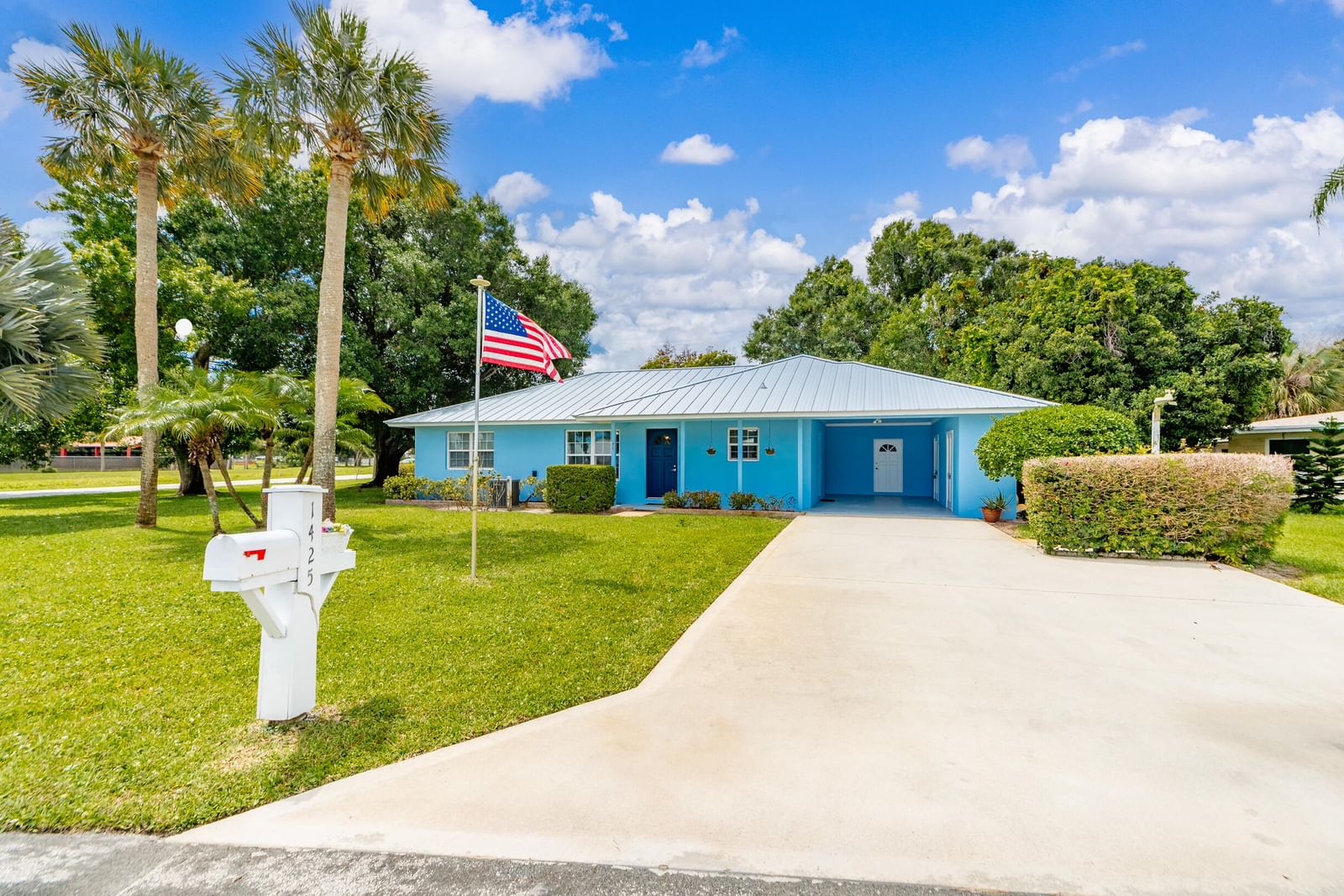 1425 20th Avenue, Vero Beach, FL 32960 photo 3