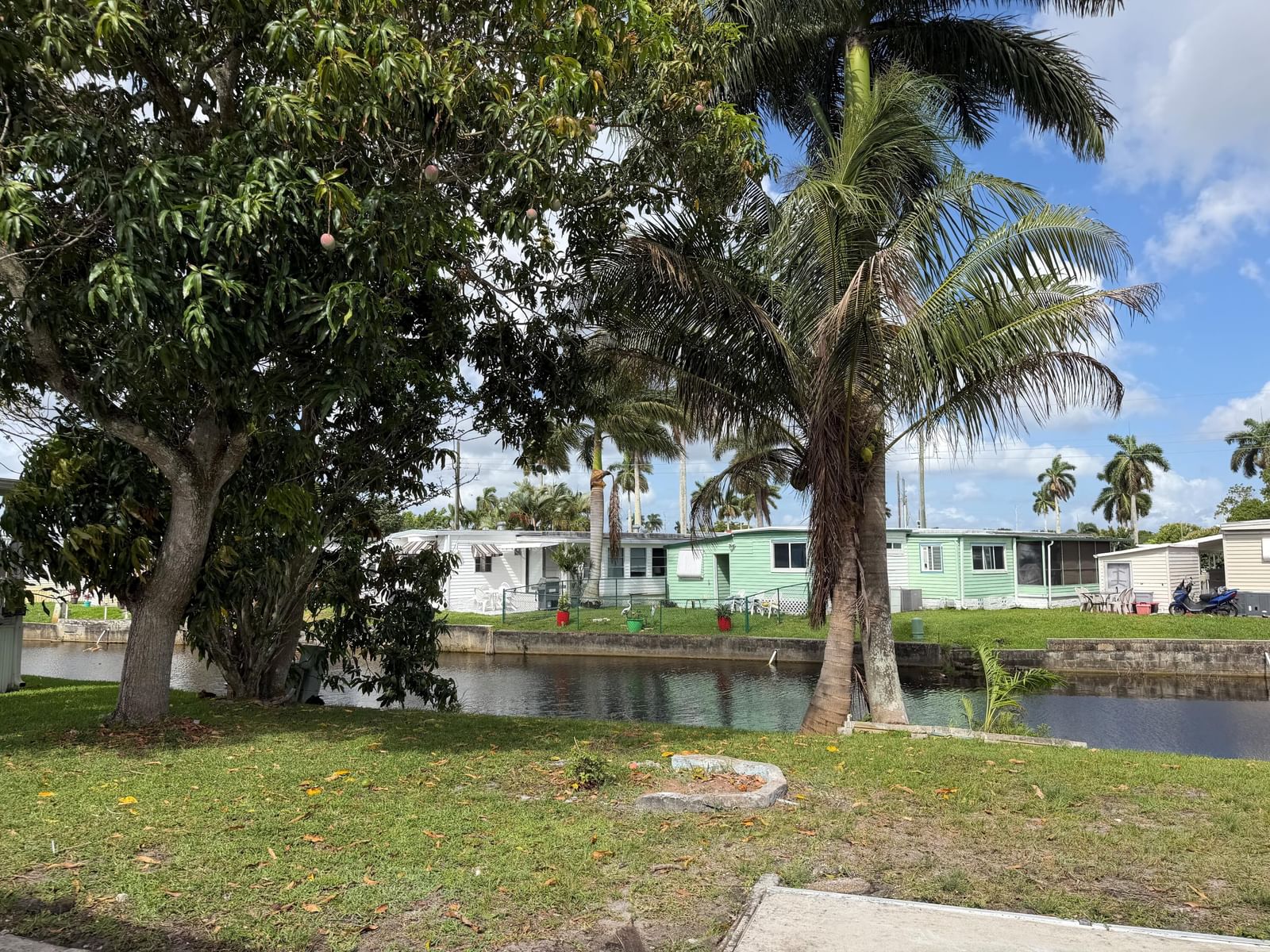 2041 SW 84th Avenue, Davie, FL 33324 photo 3