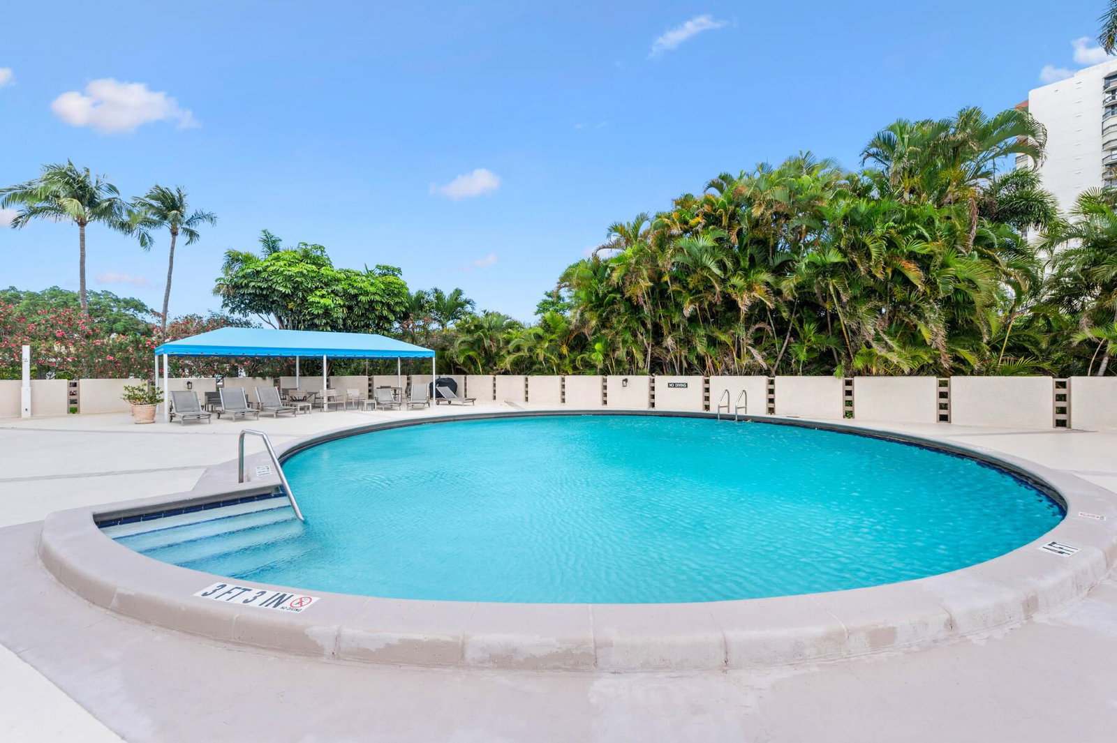 2400 Presidential Way #1006, West Palm Beach, FL 33401 photo 2
