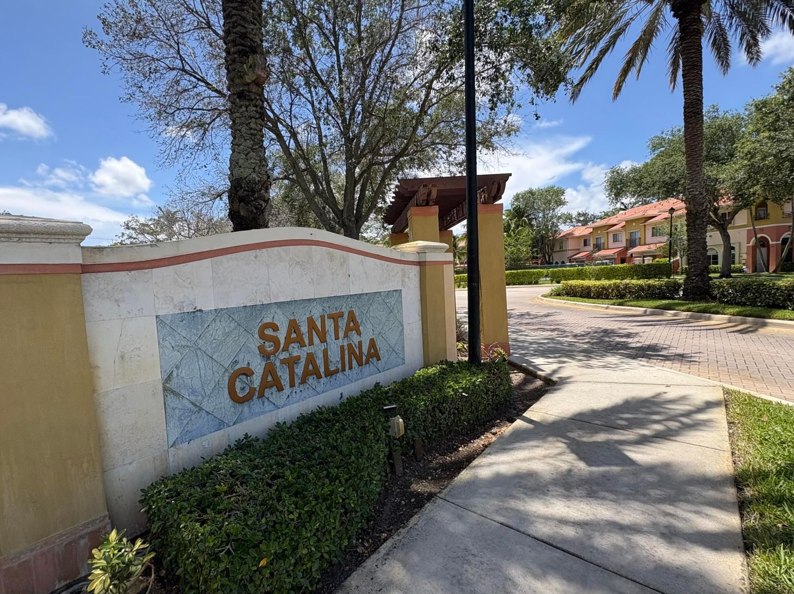 203 S Santa Catalina Circle #203, North Lauderdale, FL 33068 photo 2