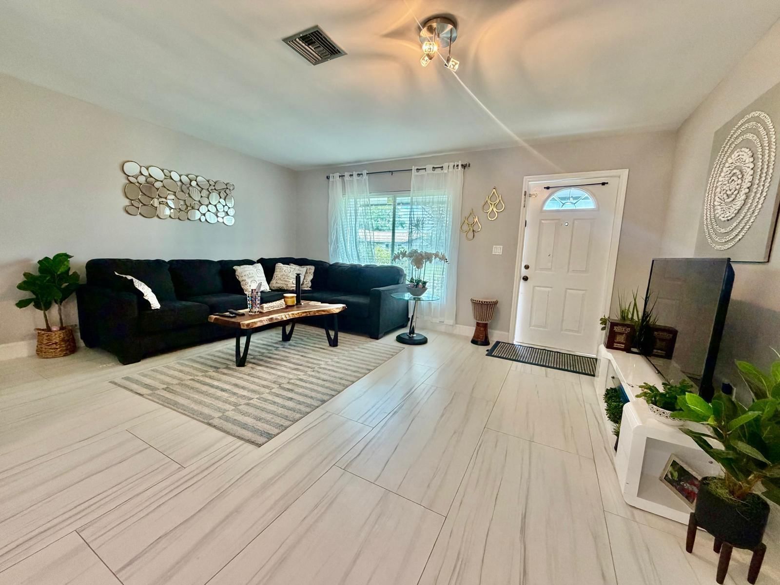 3464 NW 26th Avenue, Boca Raton, FL 33434 photo 2