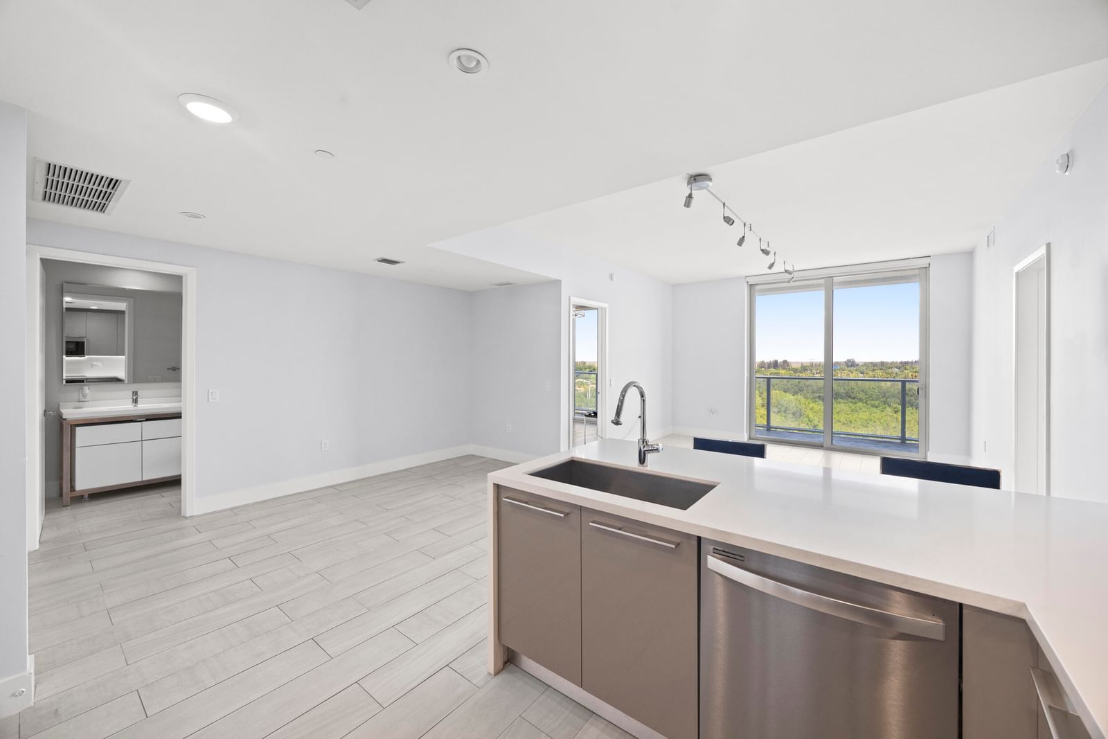 2000 Metropica Way #802, Sunrise, FL 33323 photo 2