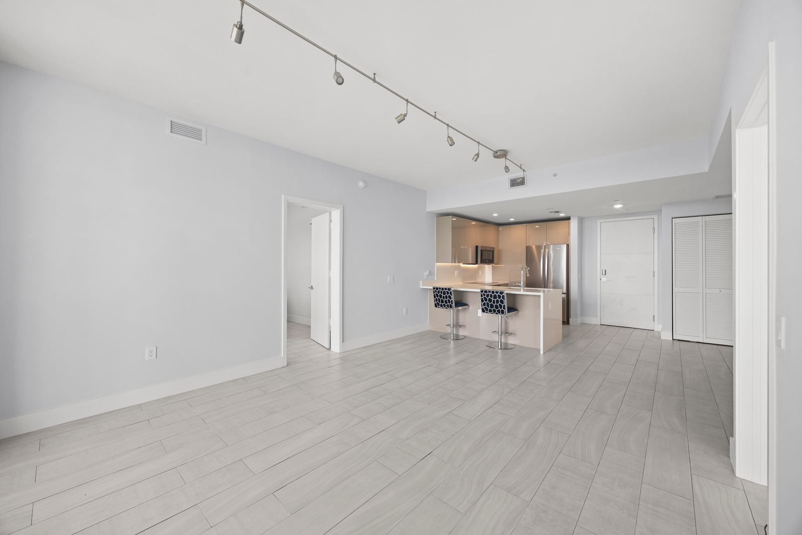 2000 Metropica Way #802, Sunrise, FL 33323 photo 5