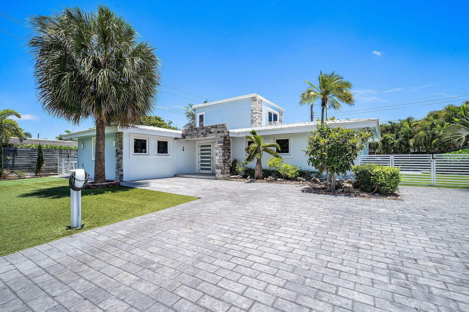 5920 NE 21st Road, Fort Lauderdale, FL 33308 photo 2