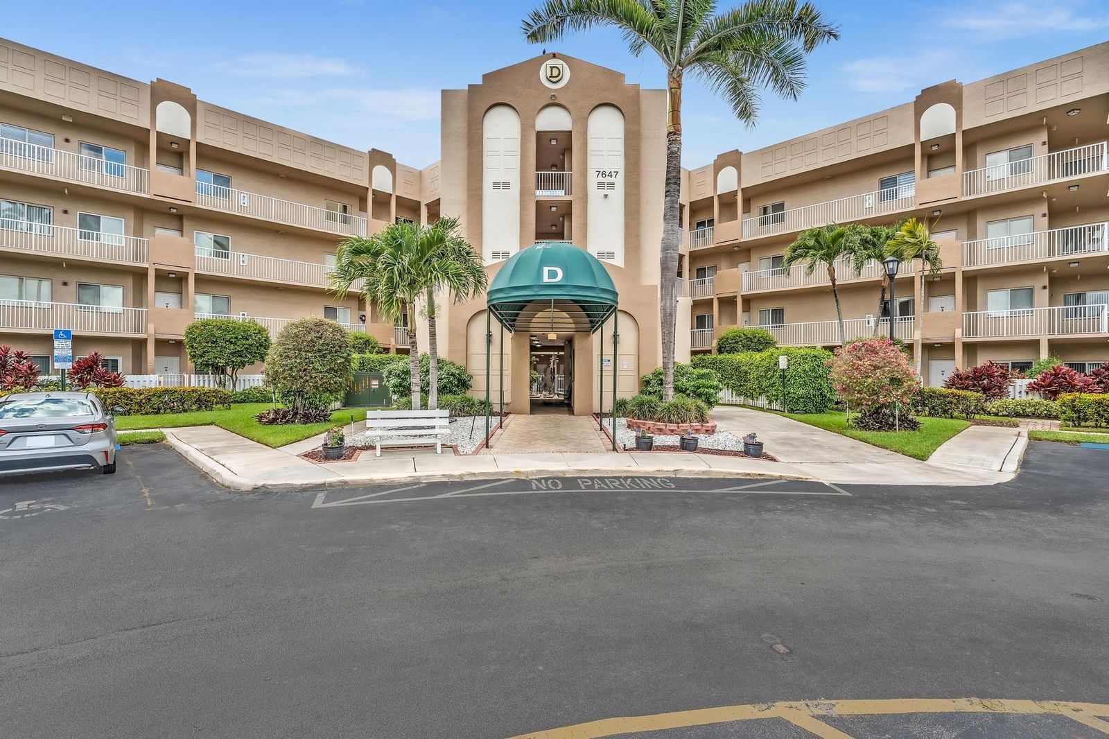 7647 Southampton Terrace #308, Tamarac, FL 33321
