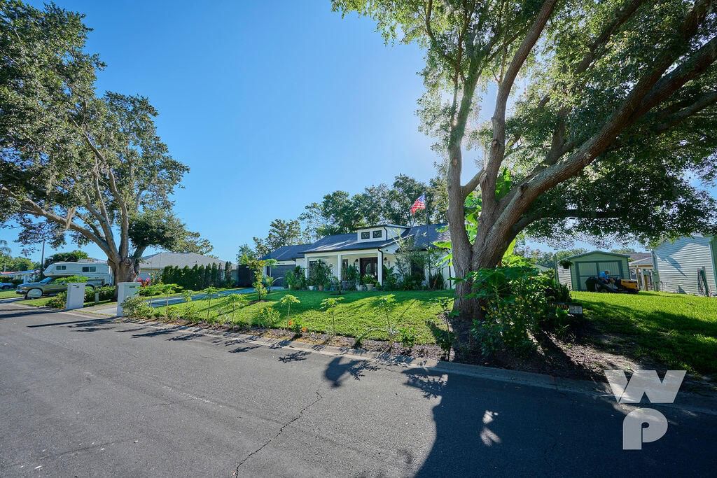 441 Spoonbill Court, Kenansville, FL 34739 photo 2