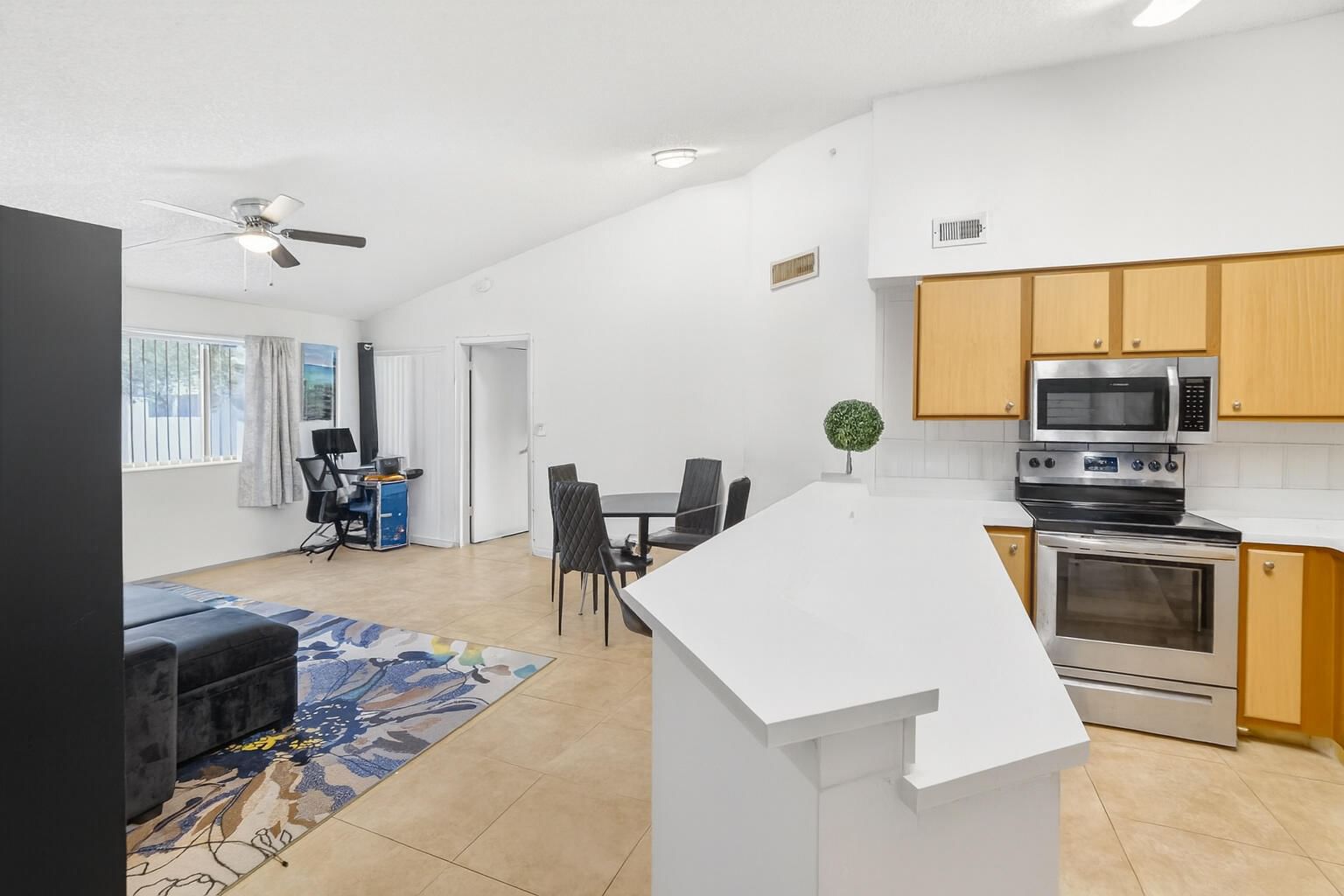 2550 SW 18th Terrace #2005, Fort Lauderdale, FL 33315 photo 2