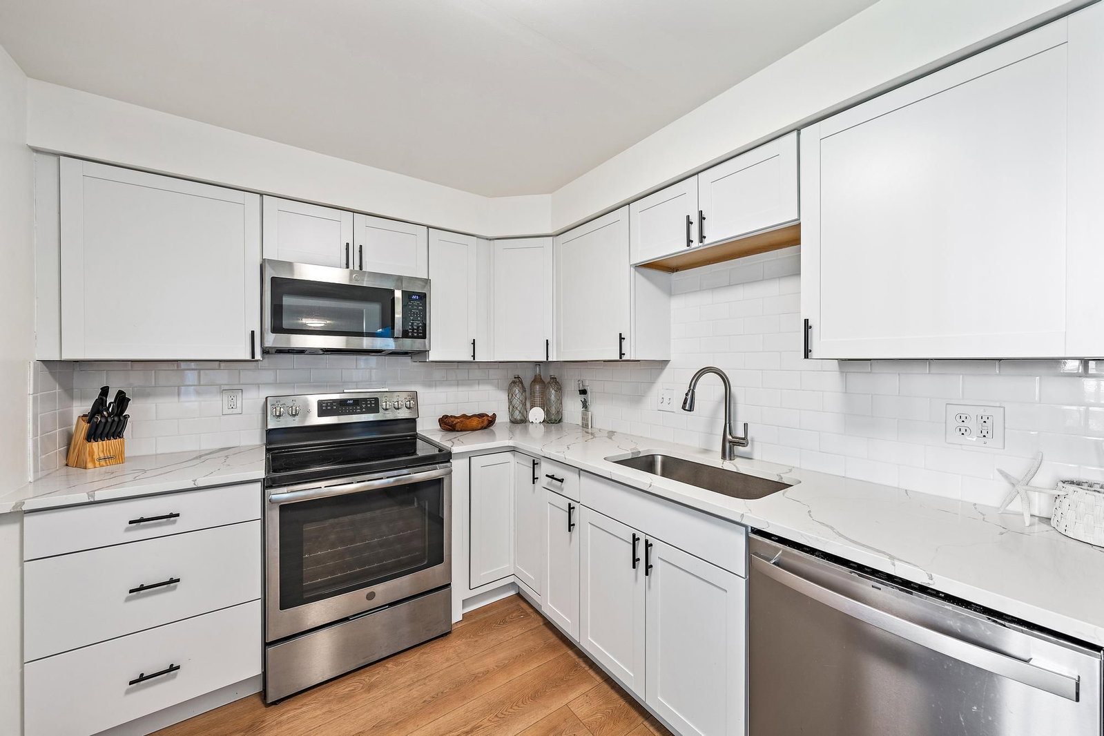 1605 S Us Highway 1 #M1-103, Jupiter, FL 33477 photo 4