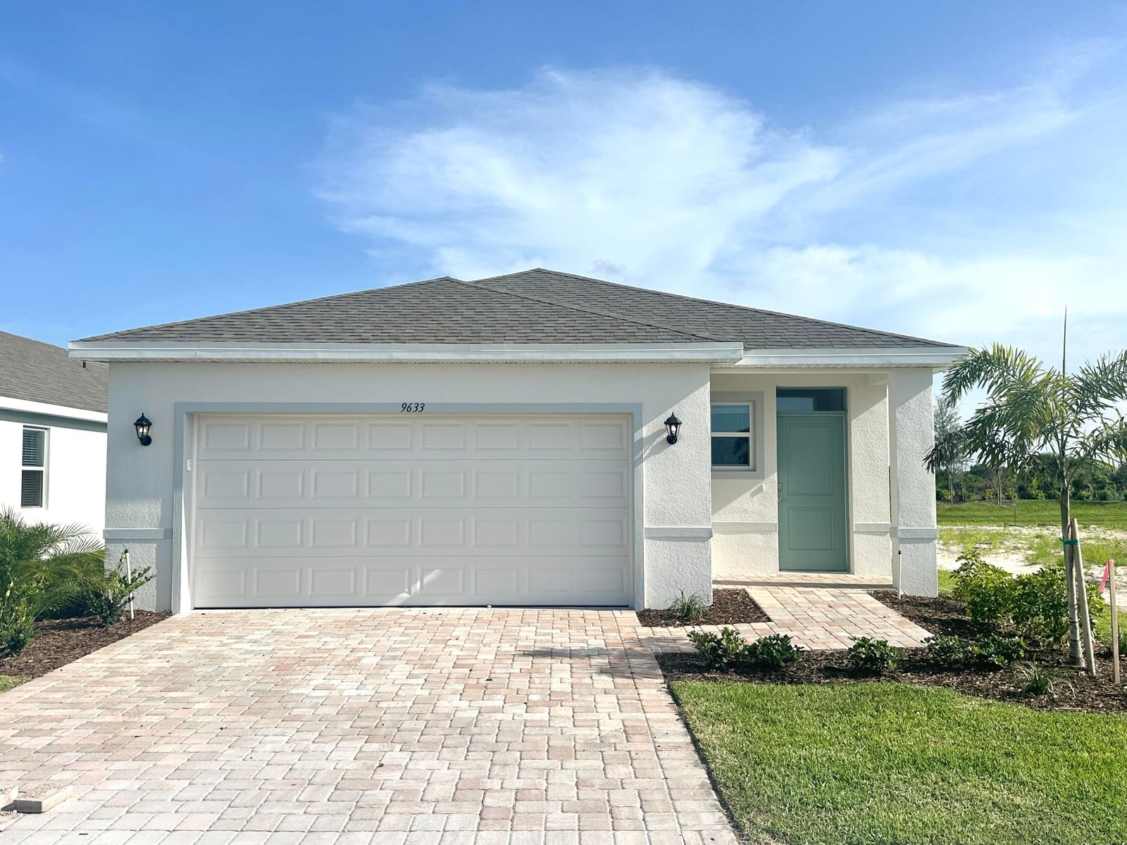 9633 Venetian Square, Vero Beach, FL 32966 photo 2