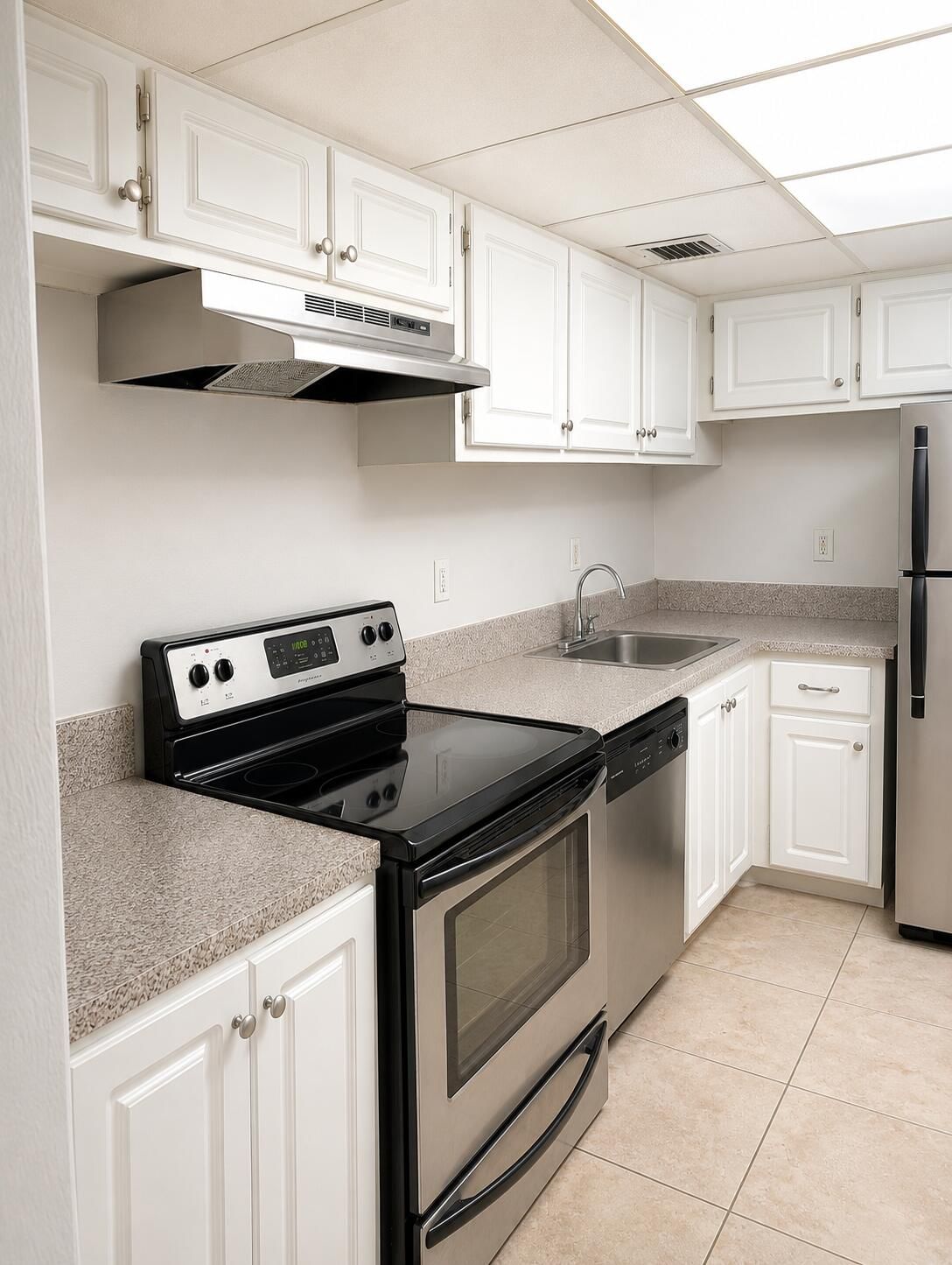 1800 Sans Souci Boulevard #424, North Miami, FL 33181 photo 5