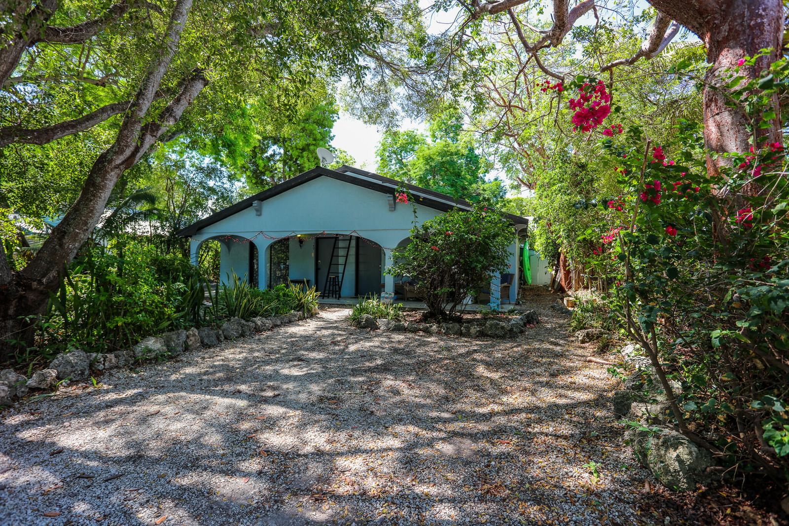 145 Casa Court Drive, Tavernier, FL 33070 photo 2