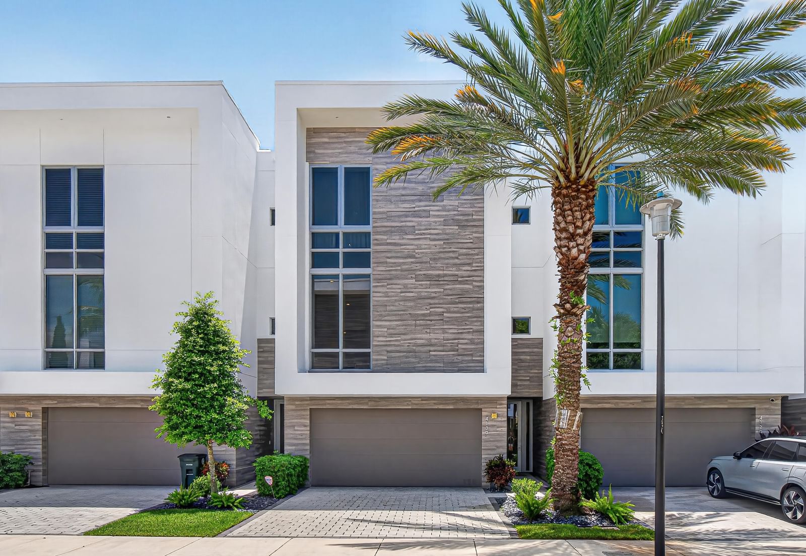 4130 NW 17th Avenue, Boca Raton, FL 33431 photo 2