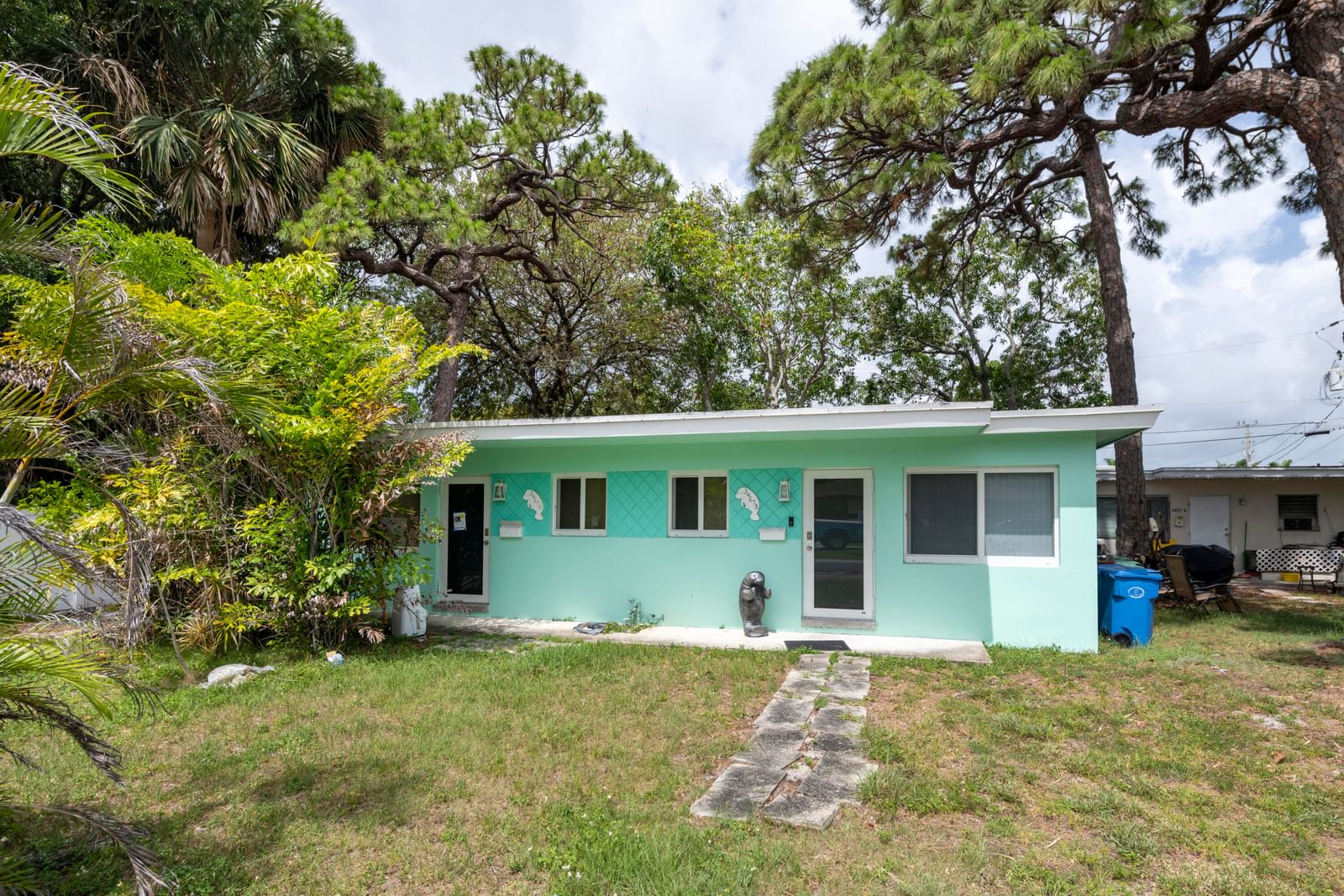 3467 NE 13th Avenue #A+B, Oakland Park, FL 33334 photo 2