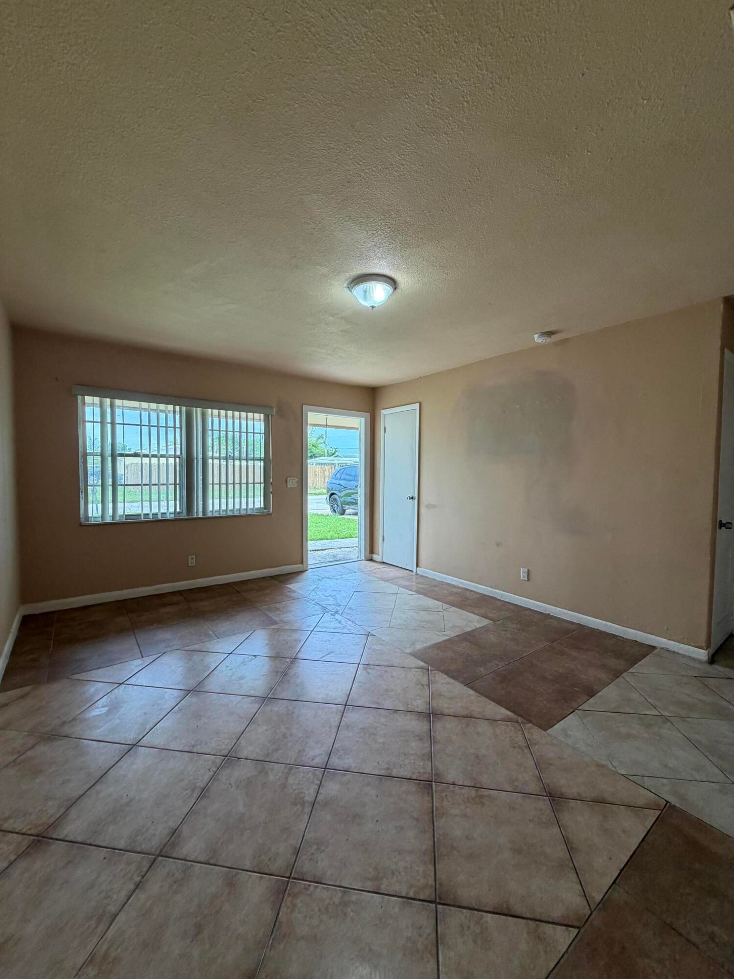 3243 Grove Road, Boynton Beach, FL 33435 photo 4
