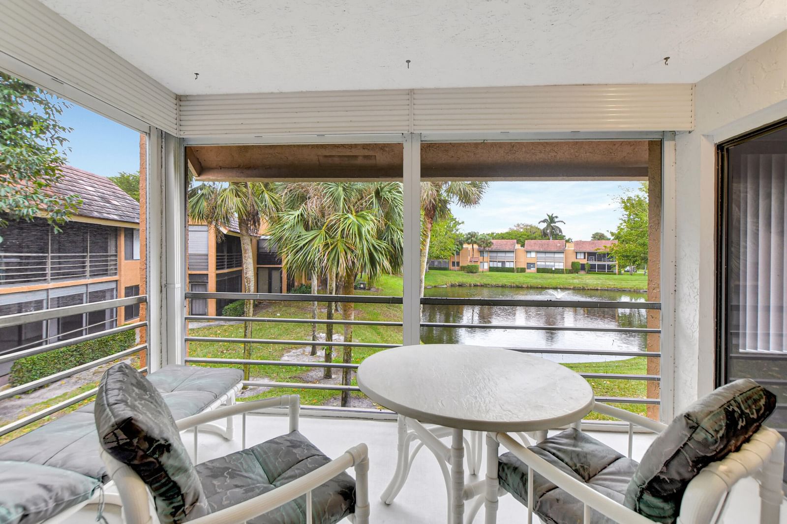 11255 Green Lake Drive #202, Boynton Beach, FL 33437 photo 2