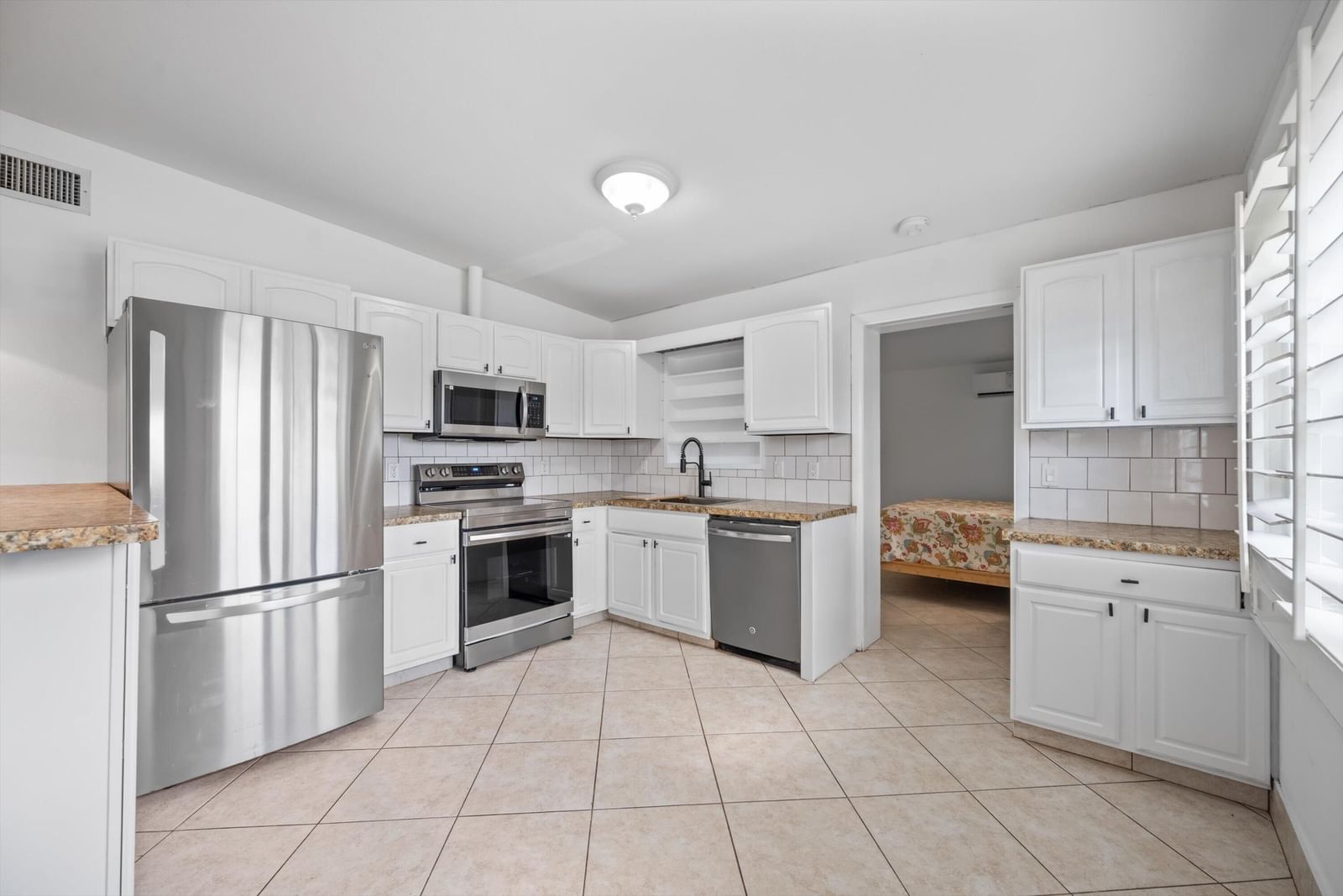 2179 Pepper Road, West Palm Beach, FL 33415 photo 4