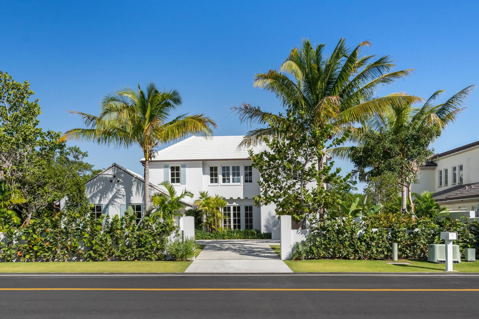 2219 Ibis Isle Road E, Palm Beach, FL 33480 photo 3