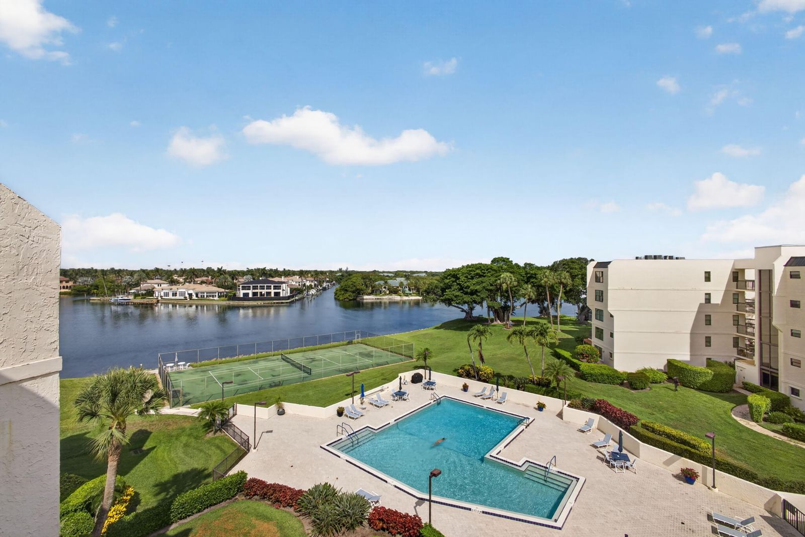 364 Golfview Road #506, North Palm Beach, FL 33408 photo 3