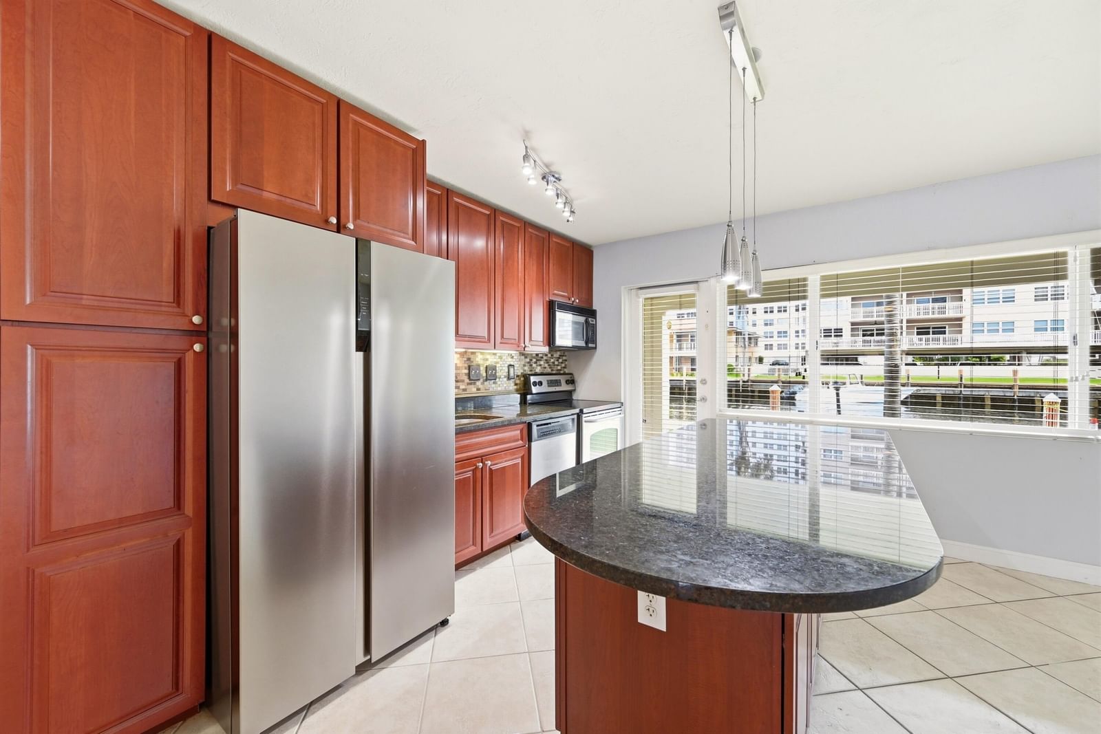 2881 NE 32nd Street #118, Fort Lauderdale, FL 33306 photo 2