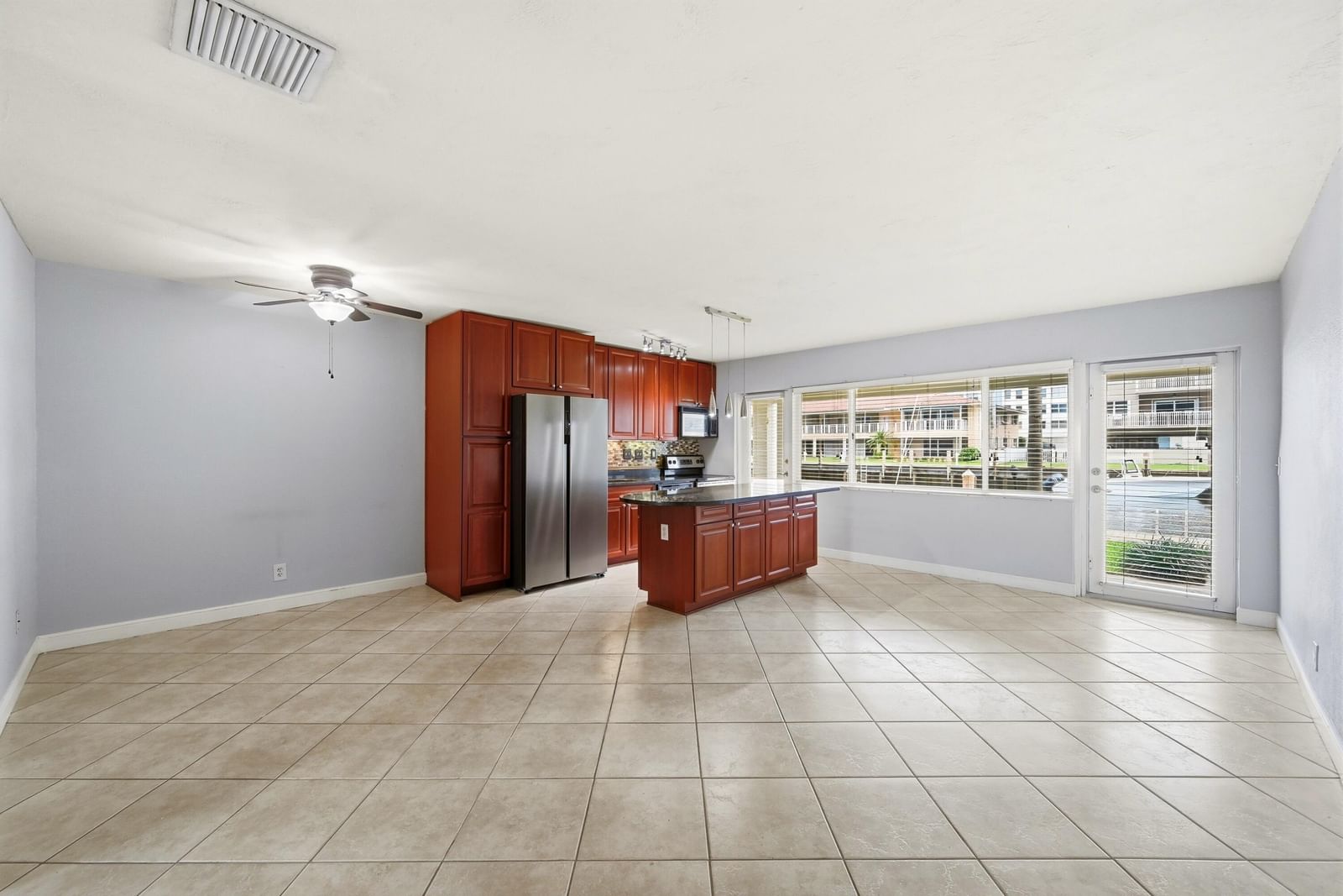 2881 NE 32nd Street #118, Fort Lauderdale, FL 33306 photo 4
