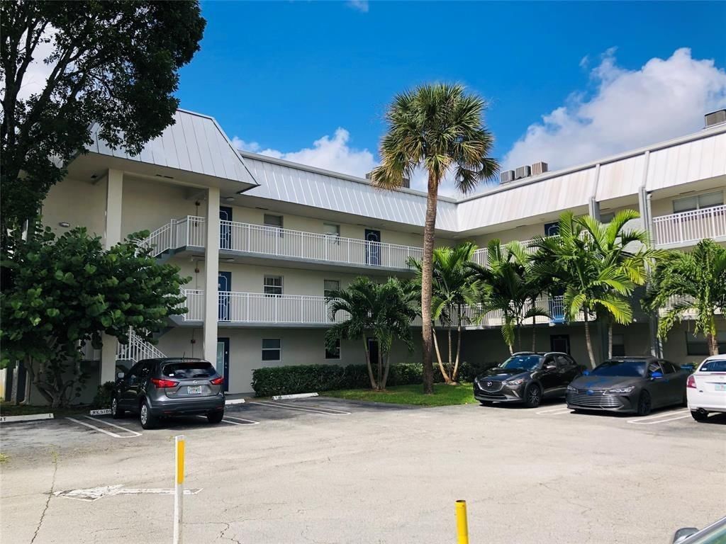 2960 Riverside Drive #312-2, Coral Springs, FL 33065 photo 2