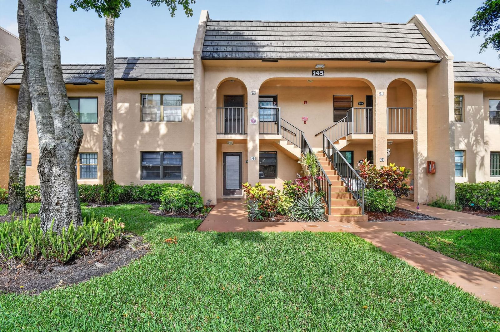 145 Lake Nancy Lane #128, West Palm Beach, FL 33411 photo 2