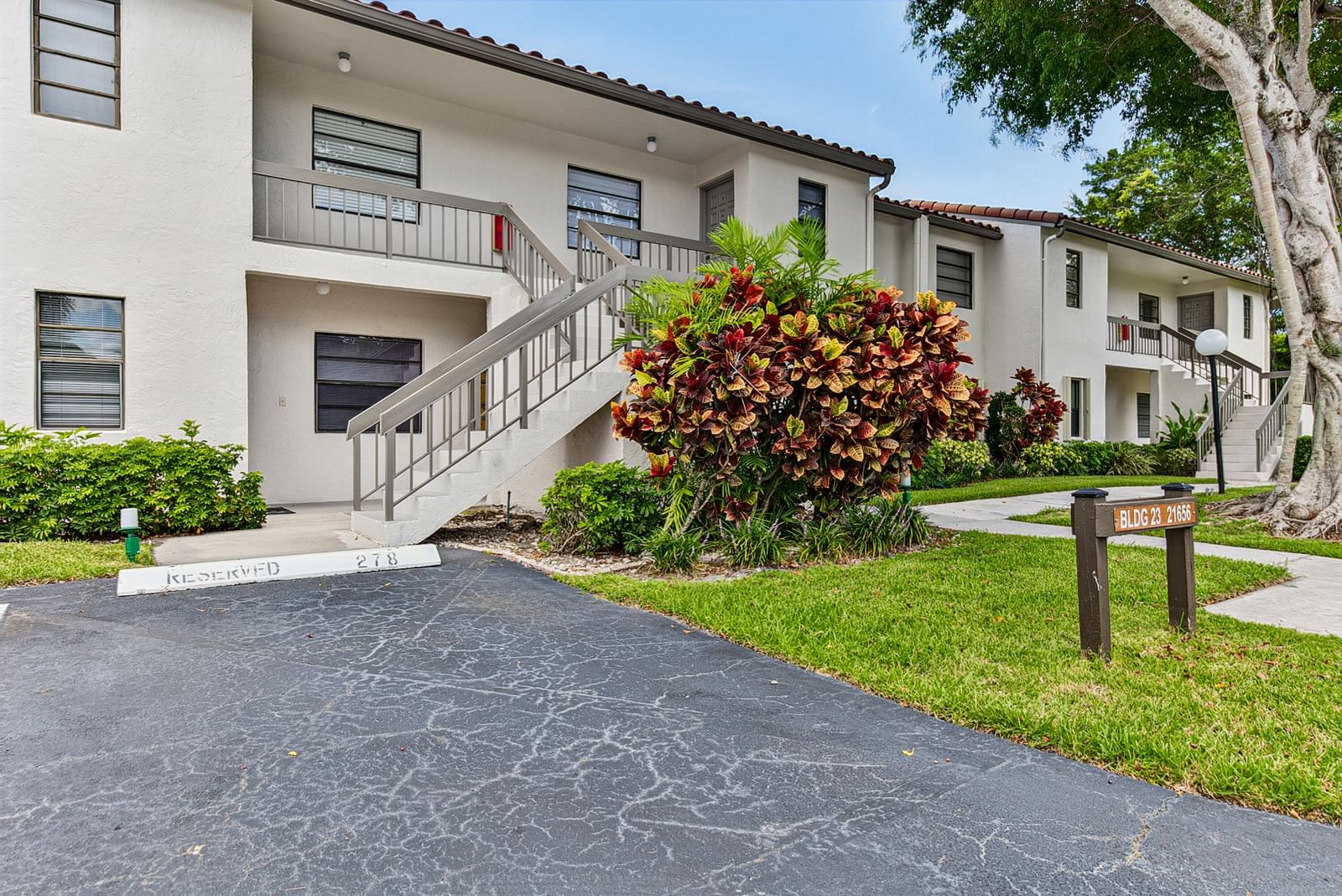 21656 Juego Circle S #23f, Boca Raton, FL 33433 photo 2
