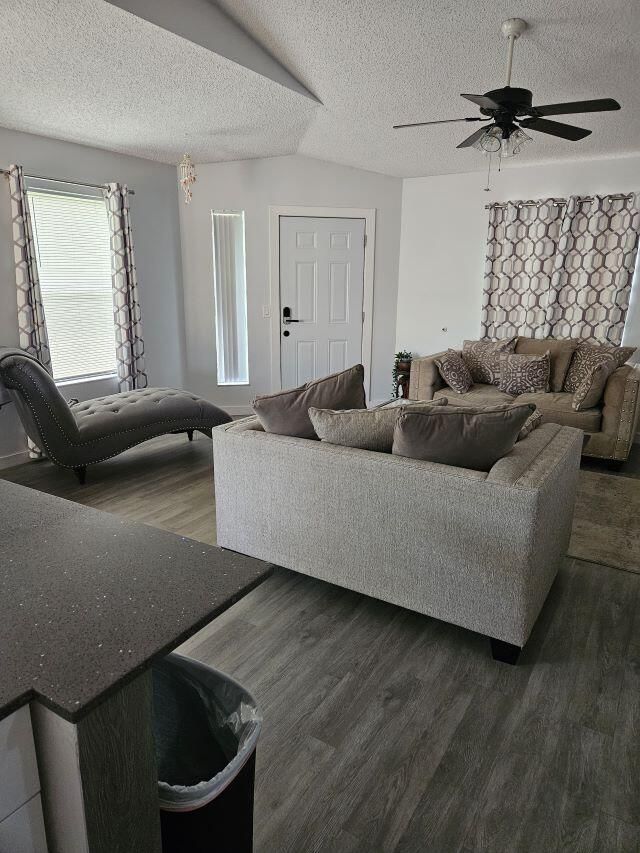 2812 Stoneway Lane #Unit B, Fort Pierce, FL 34982 photo 4